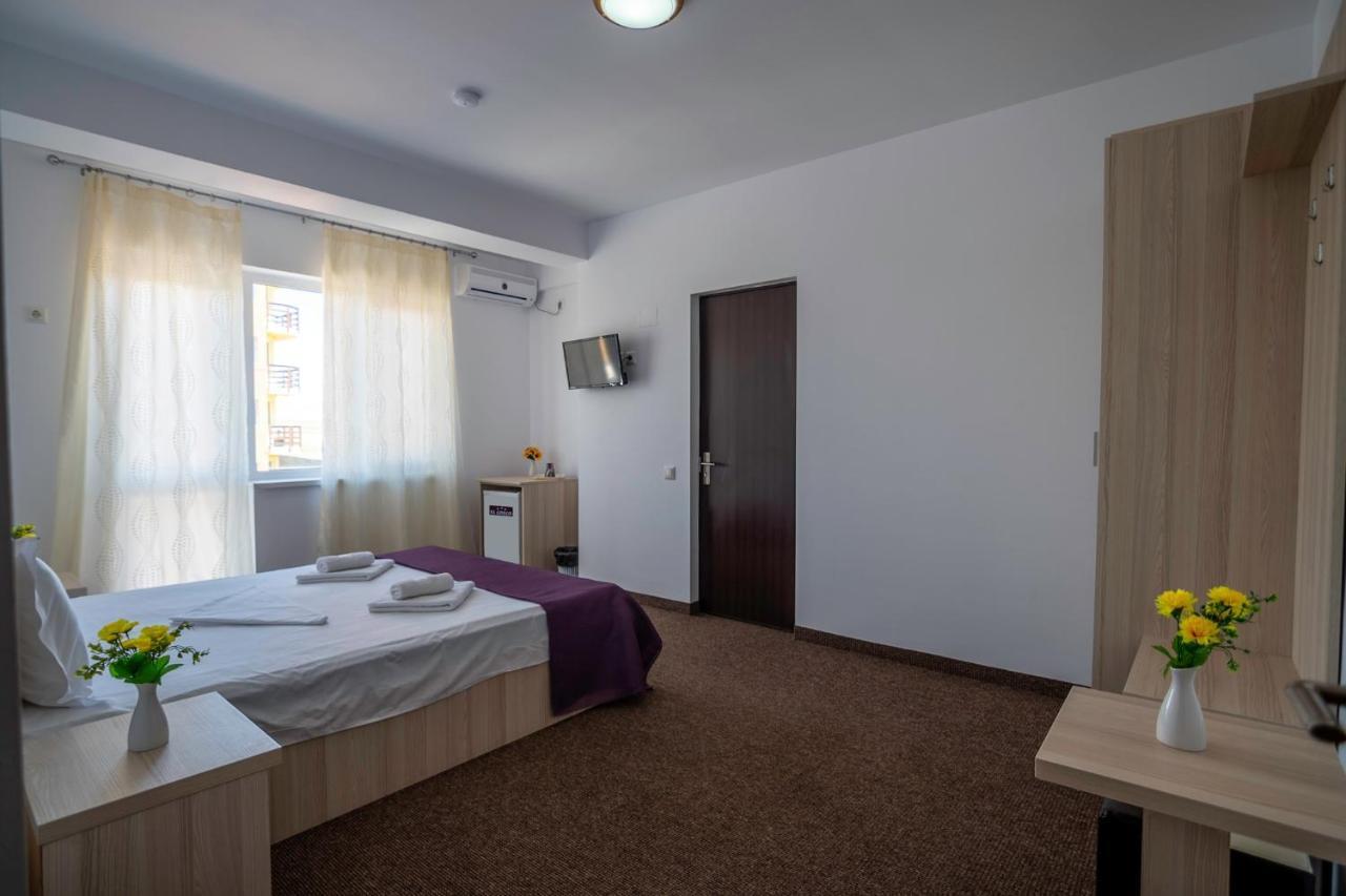 Casa El Greco Hotel Costinesti Buitenkant foto