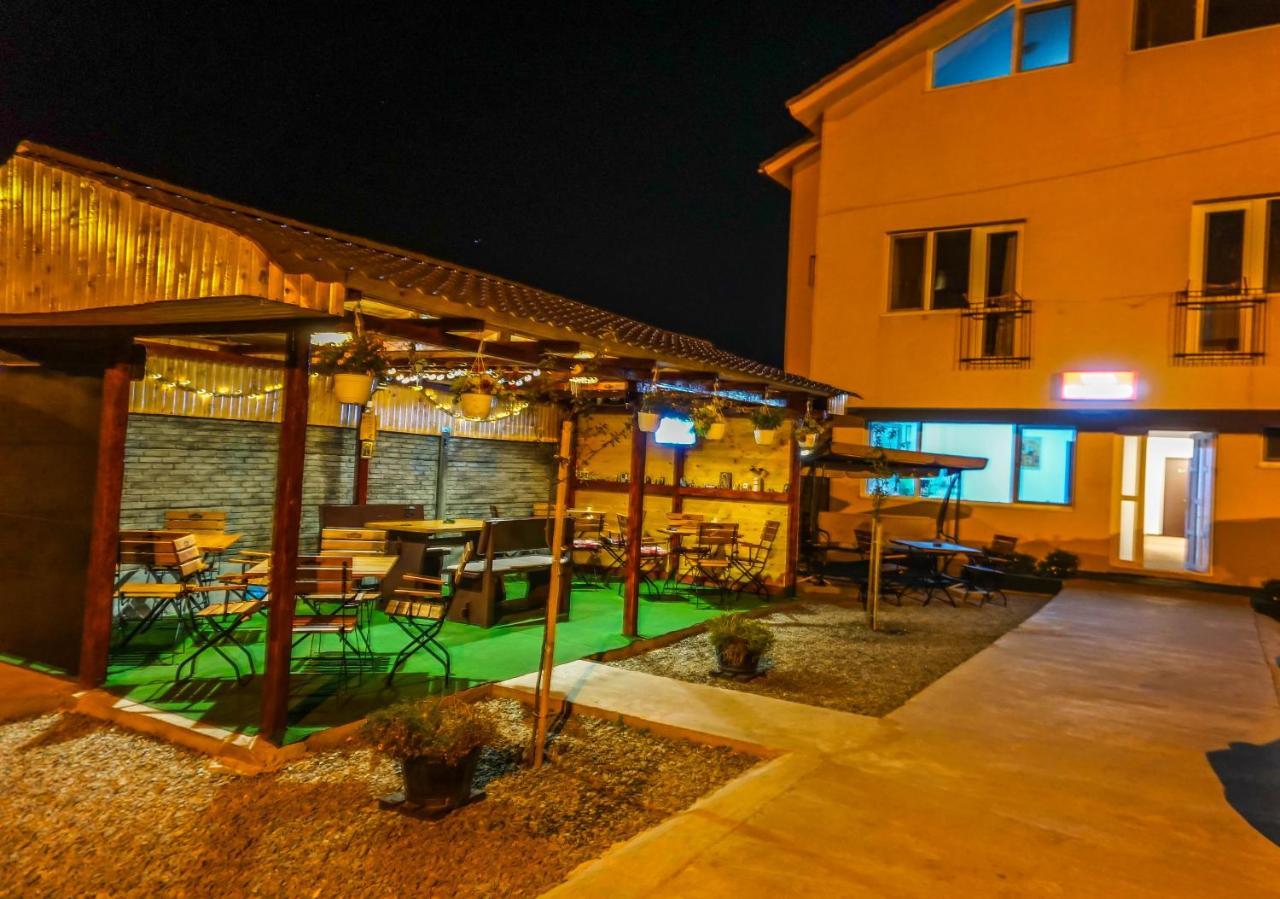 Casa El Greco Hotel Costinesti Buitenkant foto